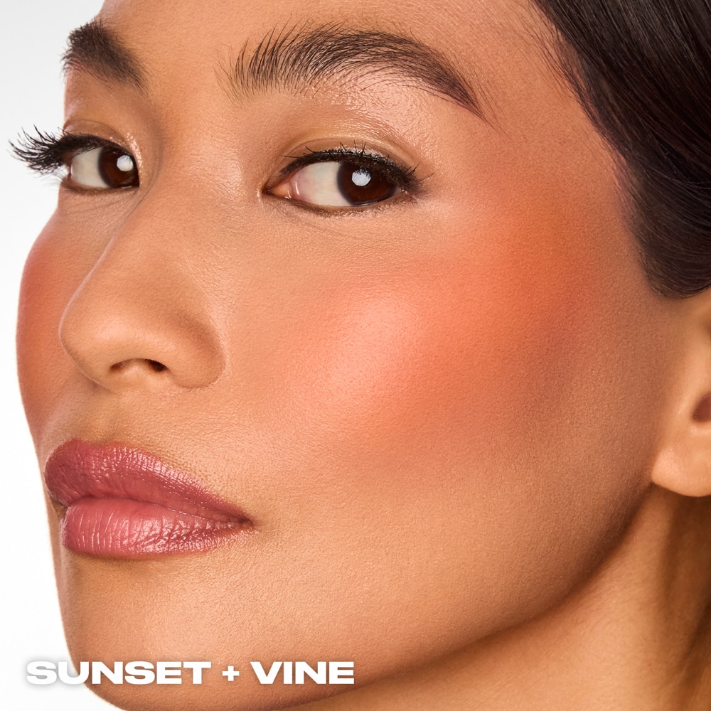 FACE BOND BLUSH WHOLEHEARTED URBAN DECAY (RUBOR CON ACABADO MATE SUAVE Y DIFUMINADO)